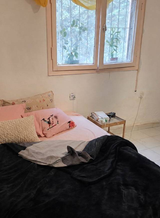 סאבלט – חדר בדירת שותפים בחשמונאים, רמת גן